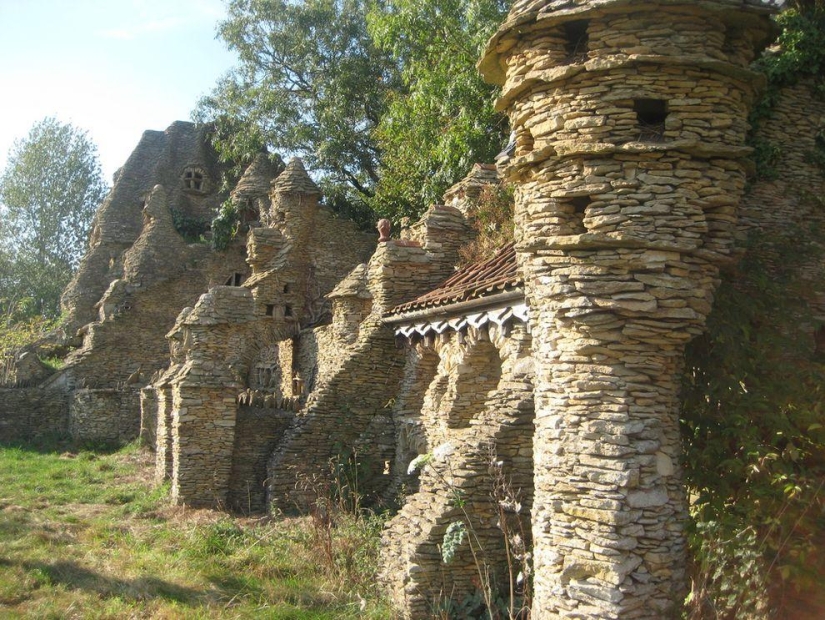 Homes for true hobbits