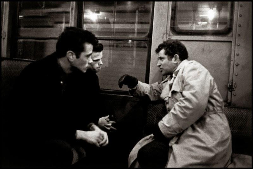 Honest and poignant photos from Bruce Davidson&#39;s album &quot;Brooklyn Gangs: Summer 1959&quot;