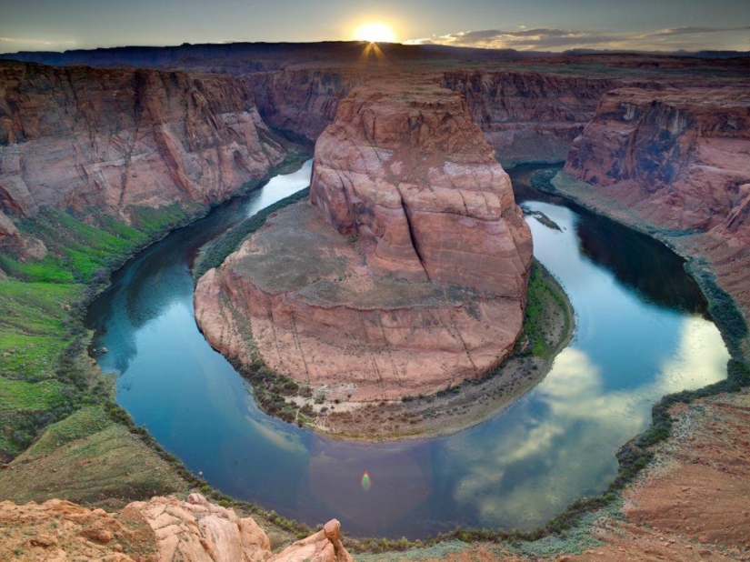 Horseshoe Bend - una curva en el río en Colorado
