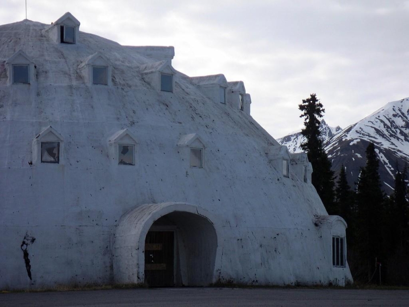 Hotel iglú abandonado en Alaska