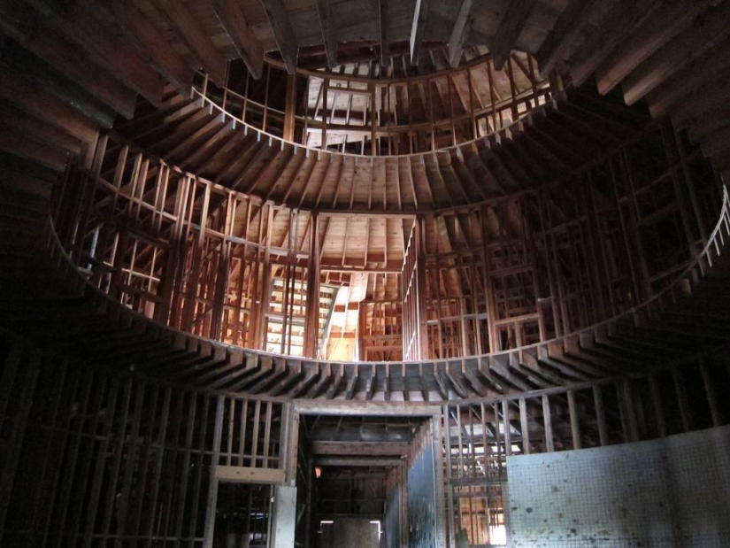 Hotel iglú abandonado en Alaska
