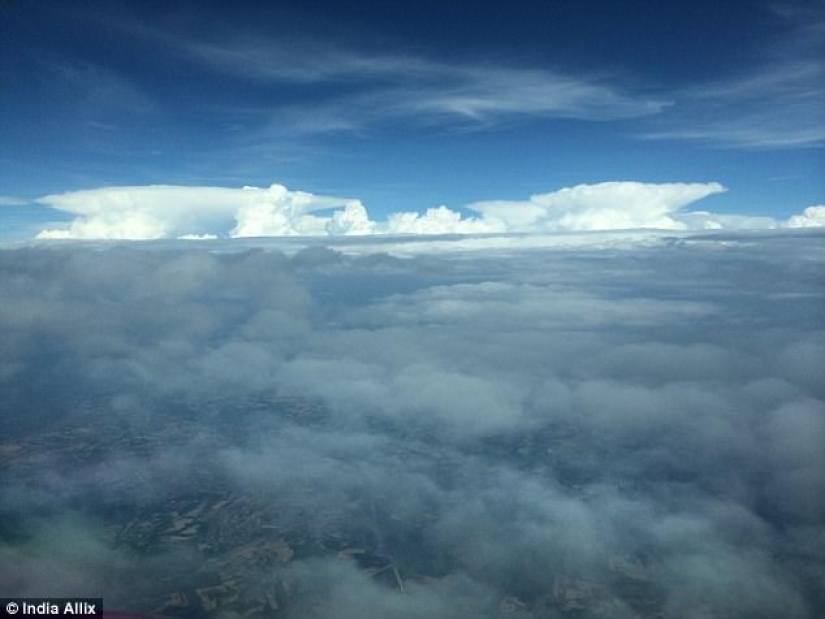 How a female pilot controls an airplane
