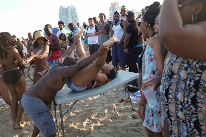 How American students spend their holidays in Miami