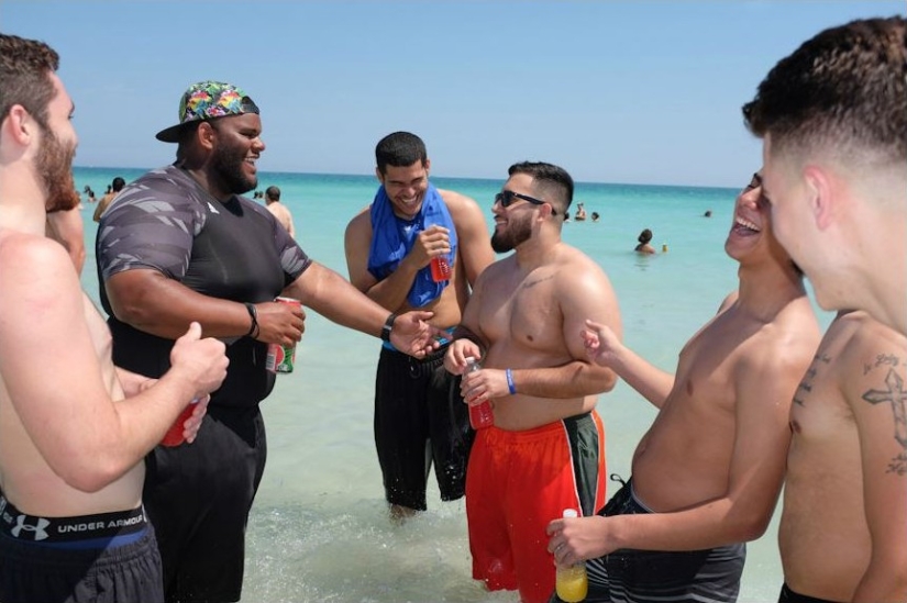 How American students spend their holidays in Miami