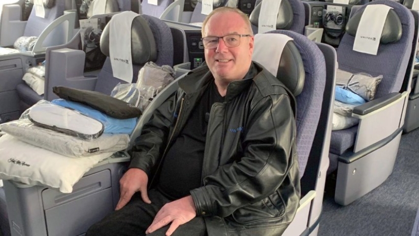 How American Tom Stuker Became the Air Travel Record Holder How American Tom Stuker Became the Air Travel Record Holder