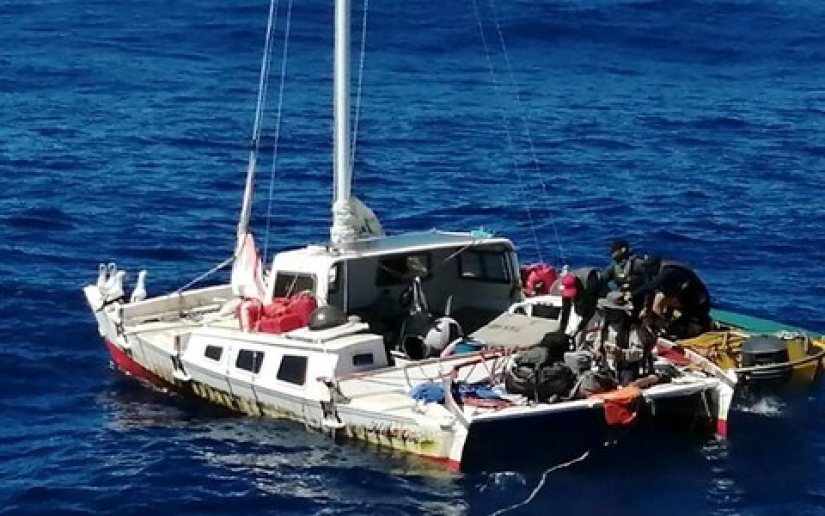 How an Australian and his dog survived two months in the open ocean