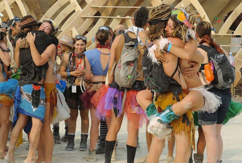 How are the depraved sex parties in the "Dome of Orgies" at the festival in Nevada How are the depraved sex parties in the "Dome of Orgies" at the festival in Nevada