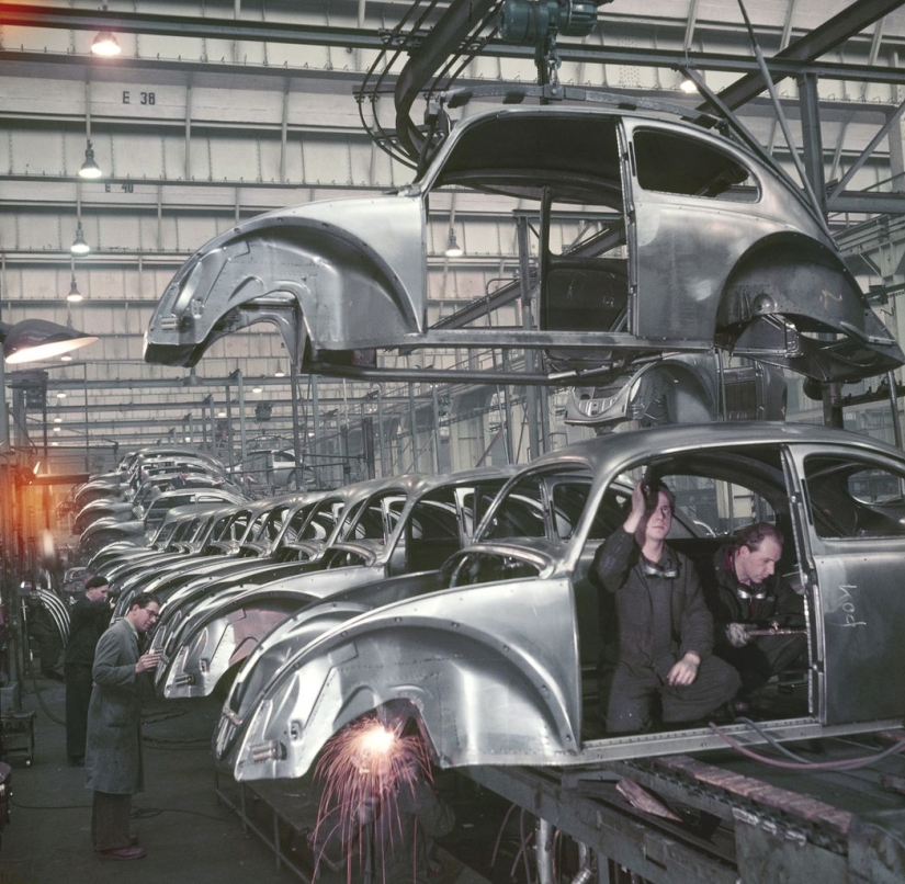 How did the post-war "Bugs"