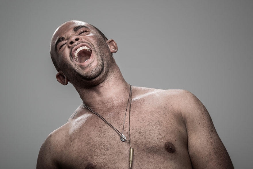 How do people react to a stun gun? How do people react to a stun gun?