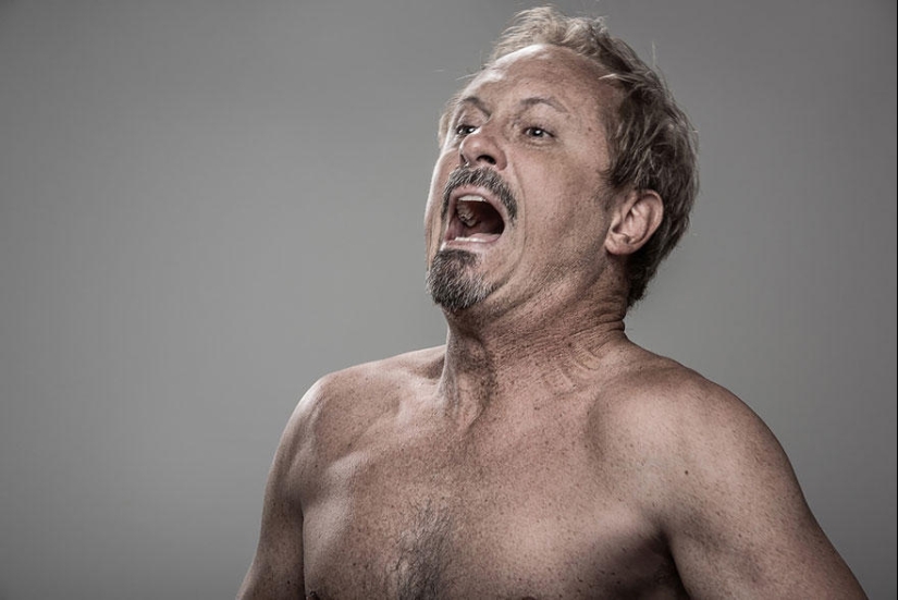 How do people react to a stun gun? How do people react to a stun gun?