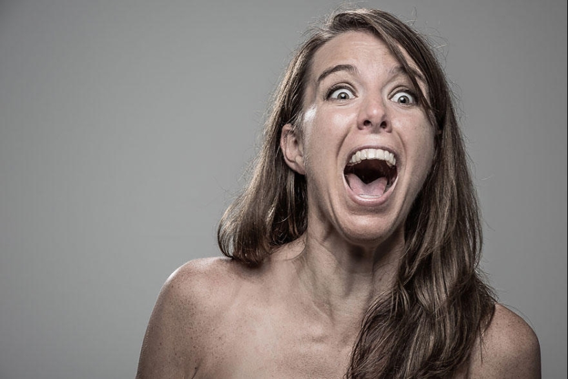 How do people react to a stun gun? How do people react to a stun gun?