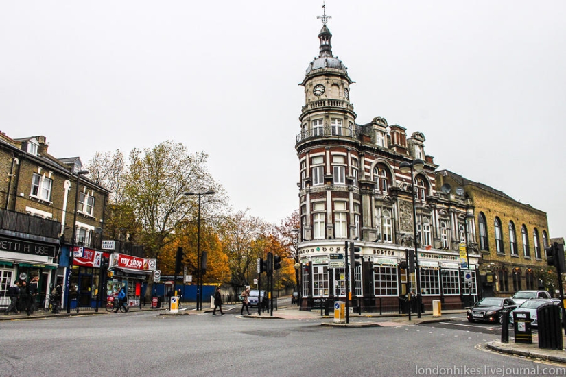 How do students live in London