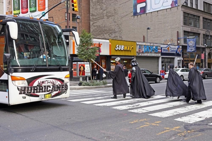 How is daily life in New York