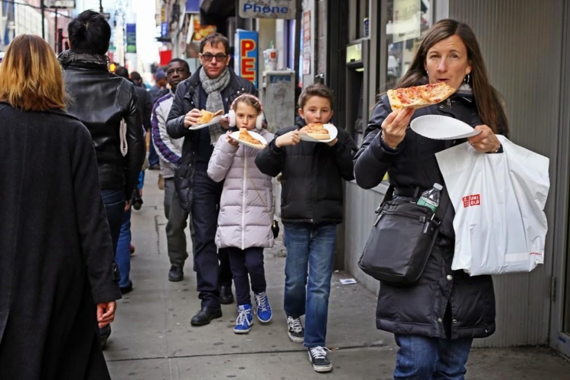 How is daily life in New York