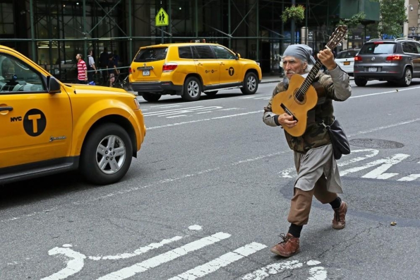 How is daily life in New York