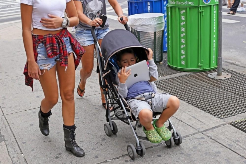 How is daily life in New York
