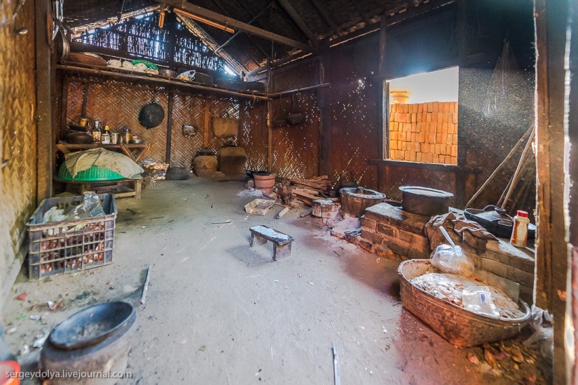 How is life in a wealthy village in Burma?