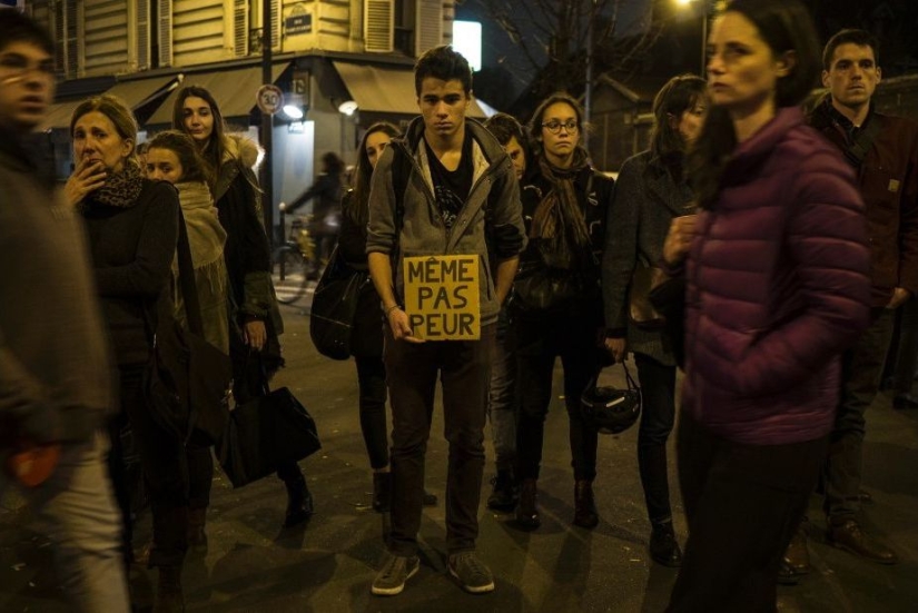 How is life in Paris after the attacks How is life in Paris after the attacks