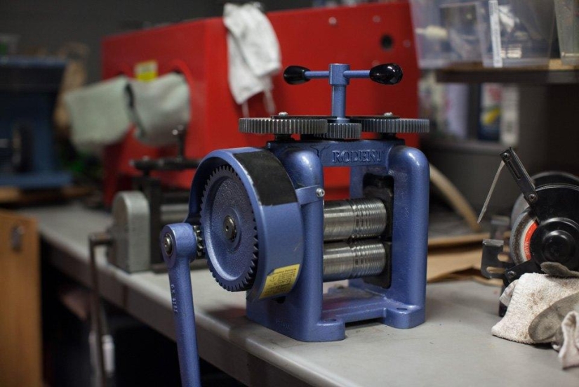 How jewelry is made How jewelry is made