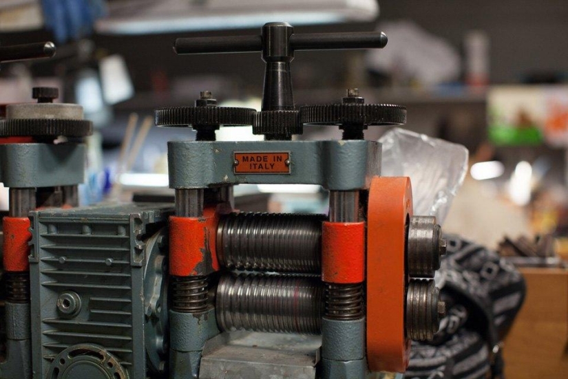 How jewelry is made How jewelry is made