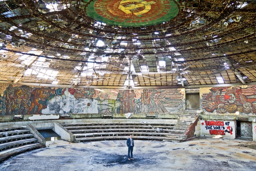 How office plankton rests How office plankton rests