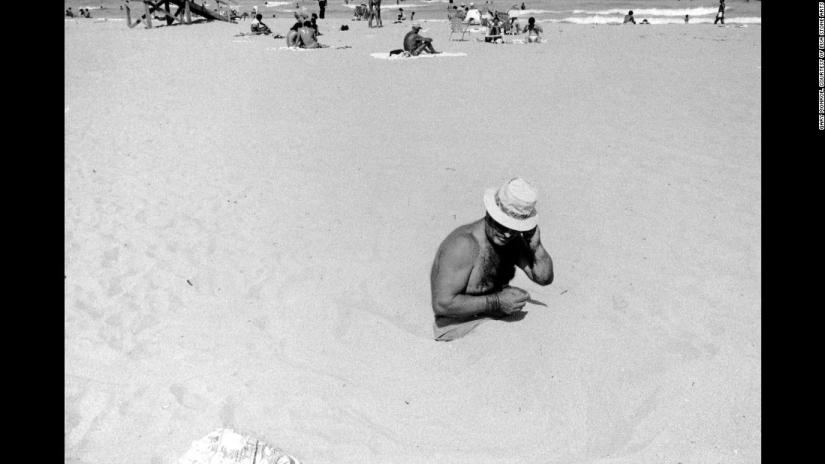 How old people from the Miami Beach Jewish community used to hang out in the early 80s