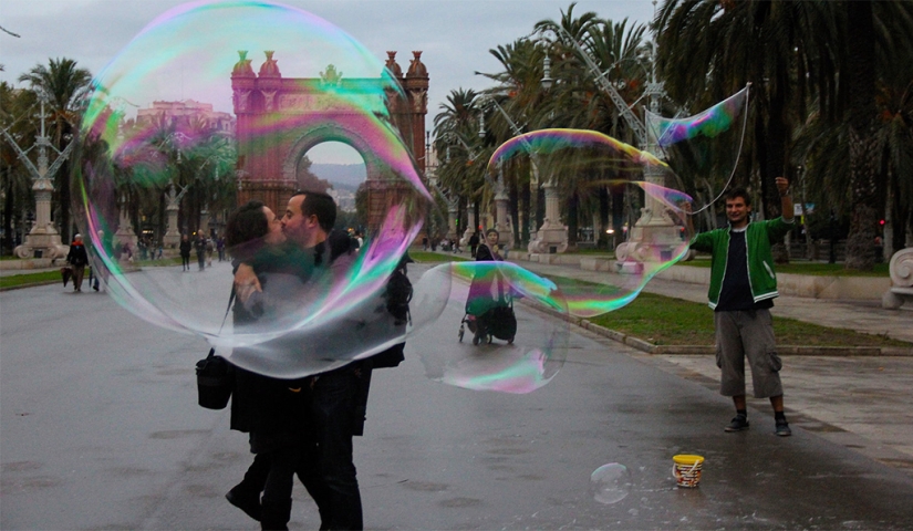 How one photographer proved that love rules the world