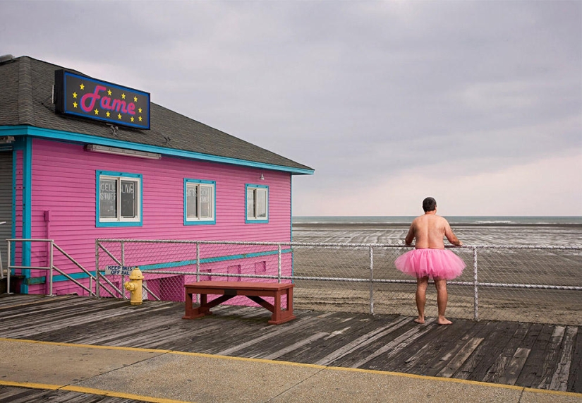 How people help loved ones with the help of photos