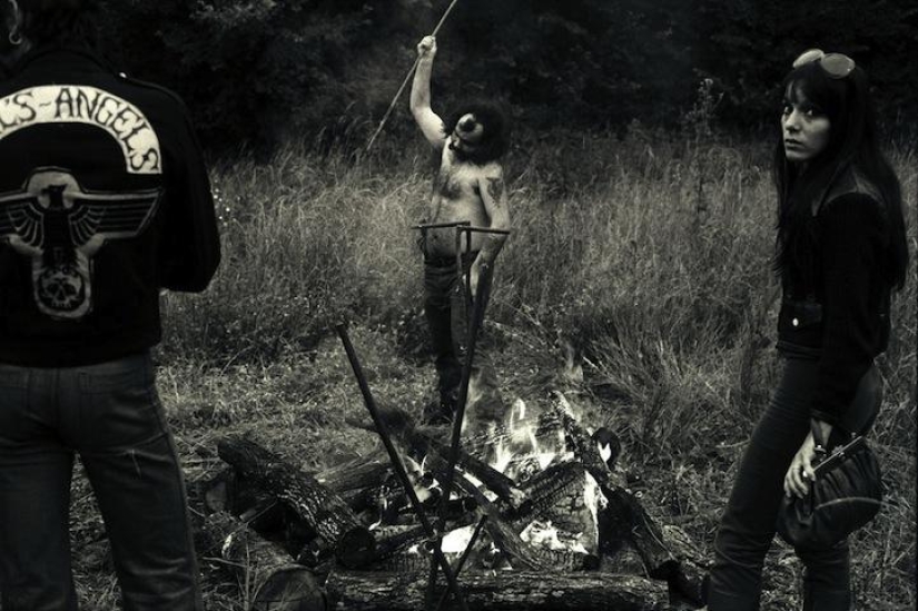 How real bikers live How real bikers live