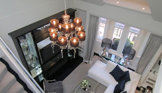 How Russian, Chinese and Malaysian students support the British economy