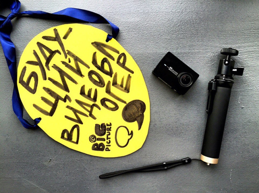 How to become a popular video blogger