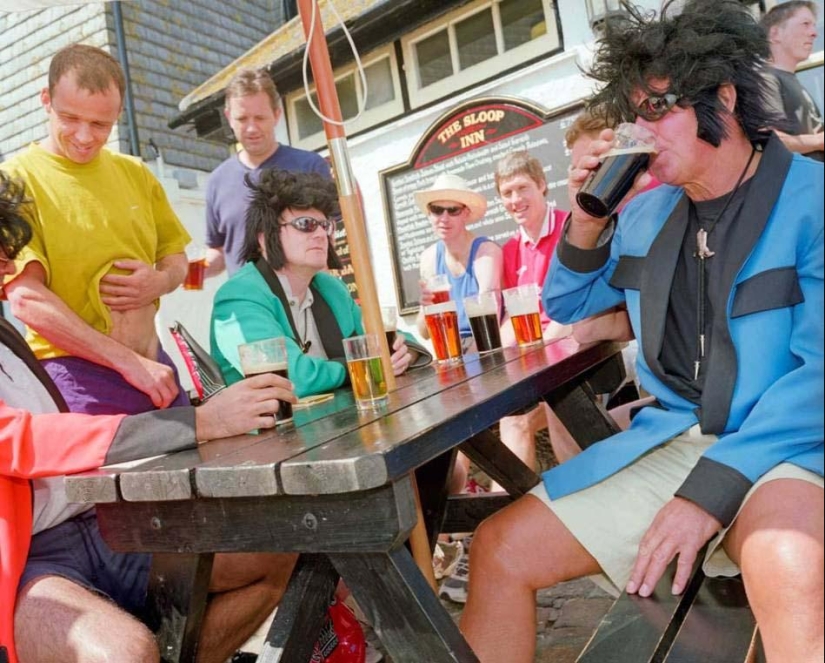 How to drink in the UK How to drink in the UK
