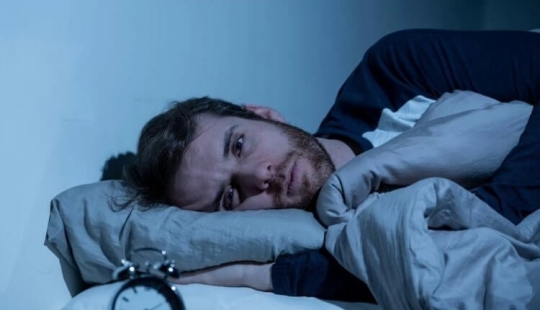 How to fall asleep quickly: a selection of simple and working ways