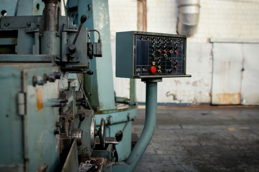 How Ural motorcycles are assembled