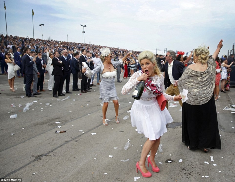 How was Lady's Day celebrated in the UK? Lady there real bombs! How was Lady's Day celebrated in the UK? Lady there real bombs!