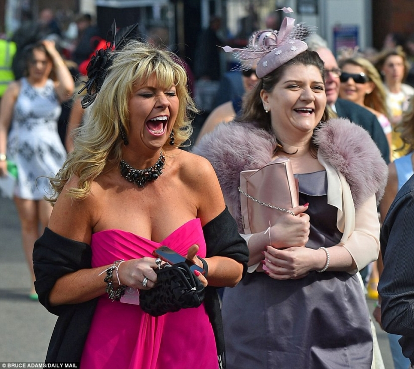 How was Lady's Day celebrated in the UK? Lady there real bombs! How was Lady's Day celebrated in the UK? Lady there real bombs!