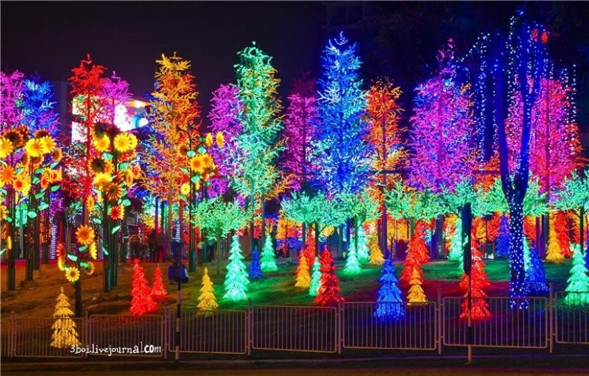 I-City: jardín luminoso en Malasia I-City: jardín luminoso en Malasia