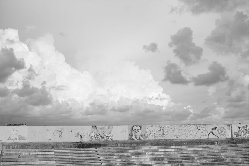 I Spent 6 Weeks In The Infamous Roman Neighborhood Of Corviale And Photographed The Local Youth