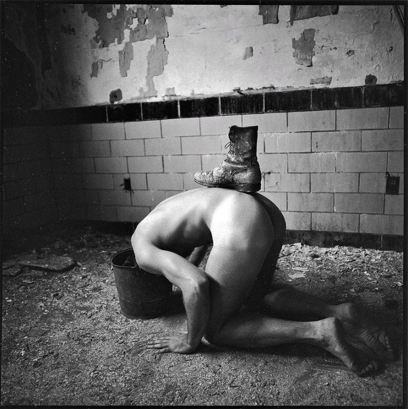 Iconic photographs by Arthur Thrash Iconic photographs by Arthur Thrash