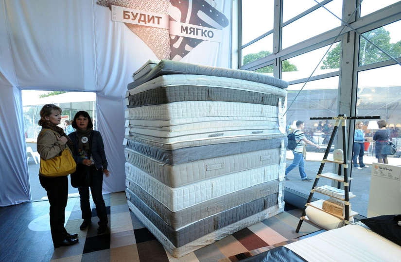 IKEA despierta el amor: nuevo catálogo IKEA 2015