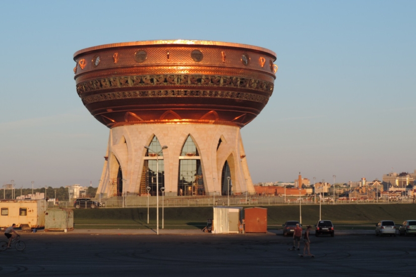 Import substitution by species