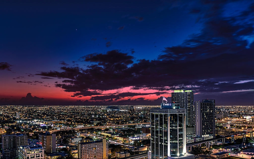 Impresionantes cielos sobre Miami