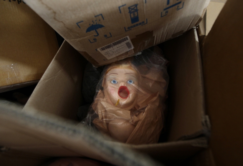 In a Chinese sex doll factory
