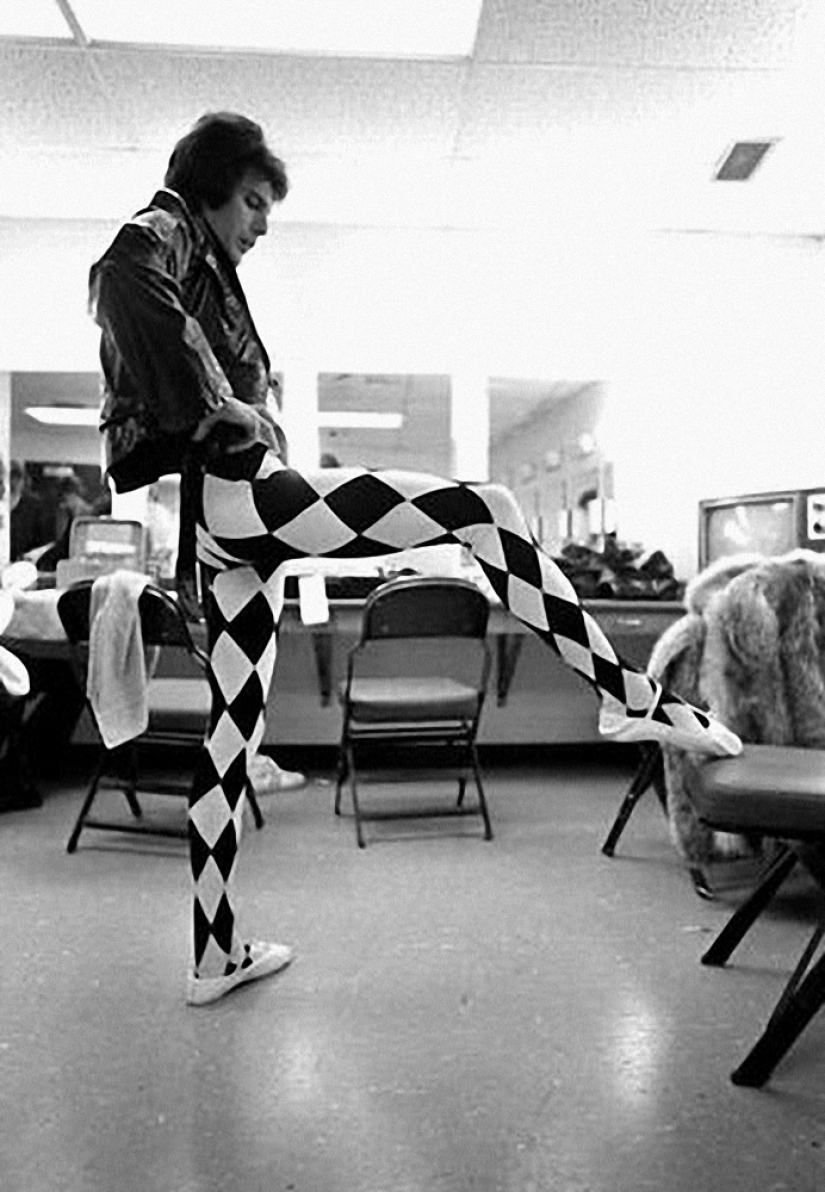 In memory of Freddie Mercury