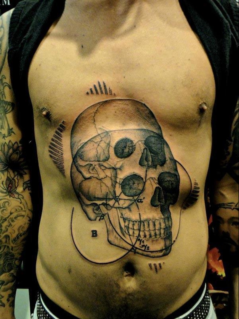 Increíble tatuaje estilo Photoshop