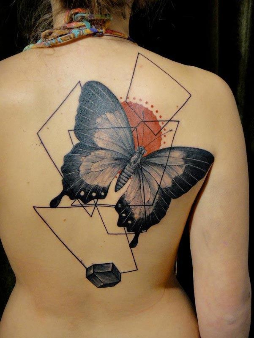 Increíble tatuaje estilo Photoshop