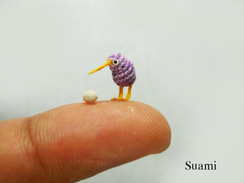 Incredible miniature things knitted and crocheted Incredible miniature things knitted and crocheted