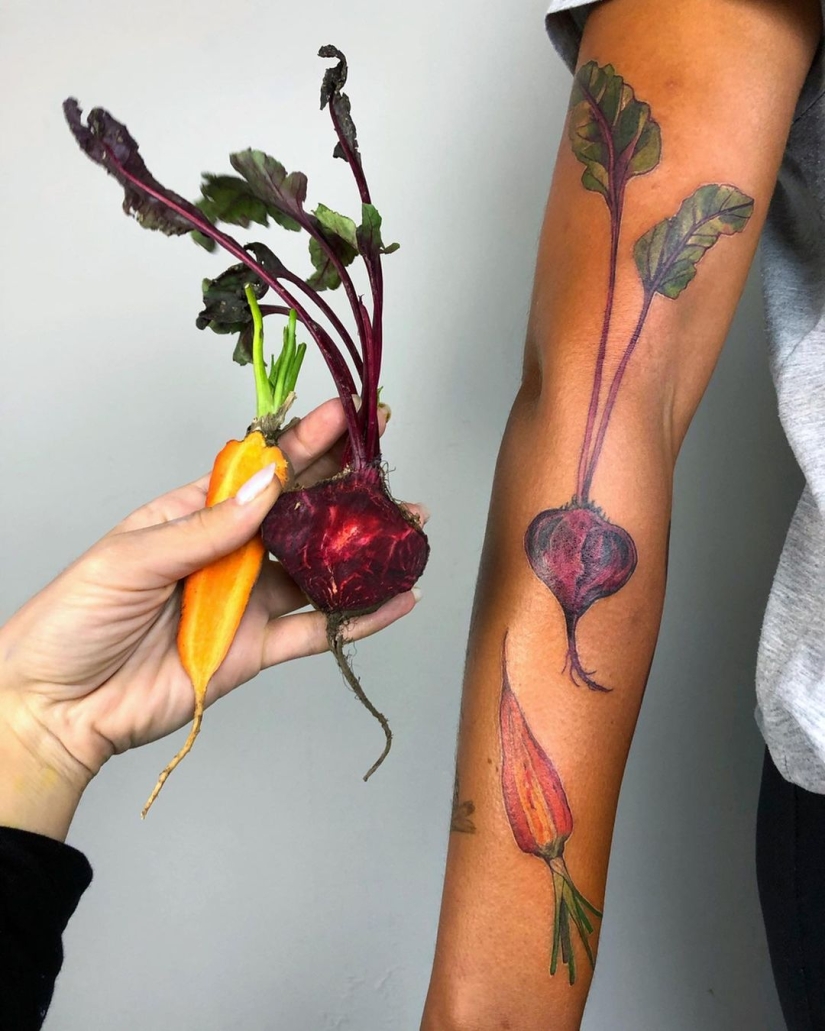 Incredible tattoos that cannot be distinguished from living plants