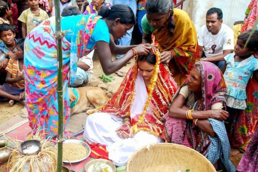 Indian girl marries dog to break curse