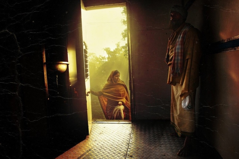 Indian Station Nightlife Indian Station Nightlife